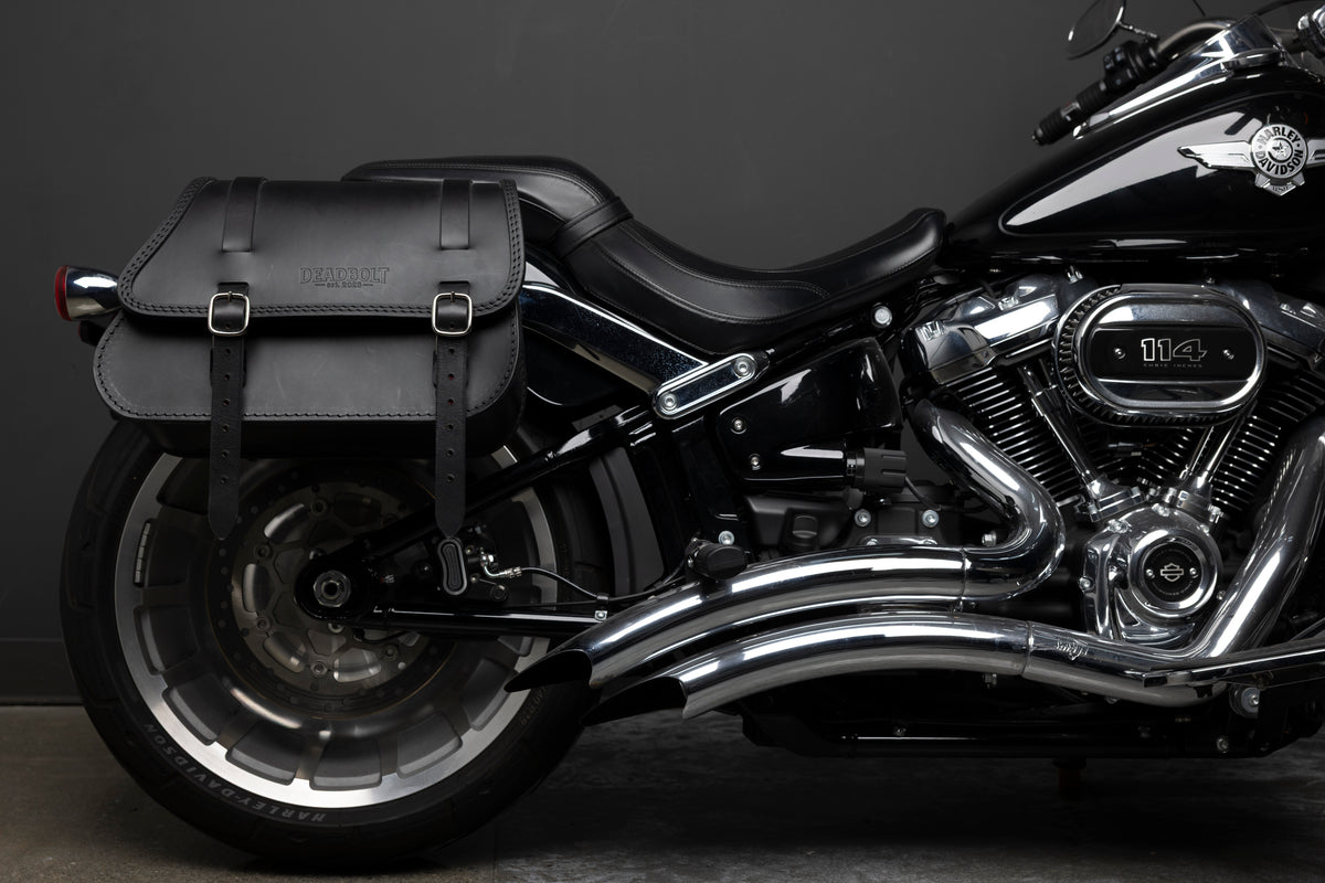Laguna bag fitted to a cruiser, side view